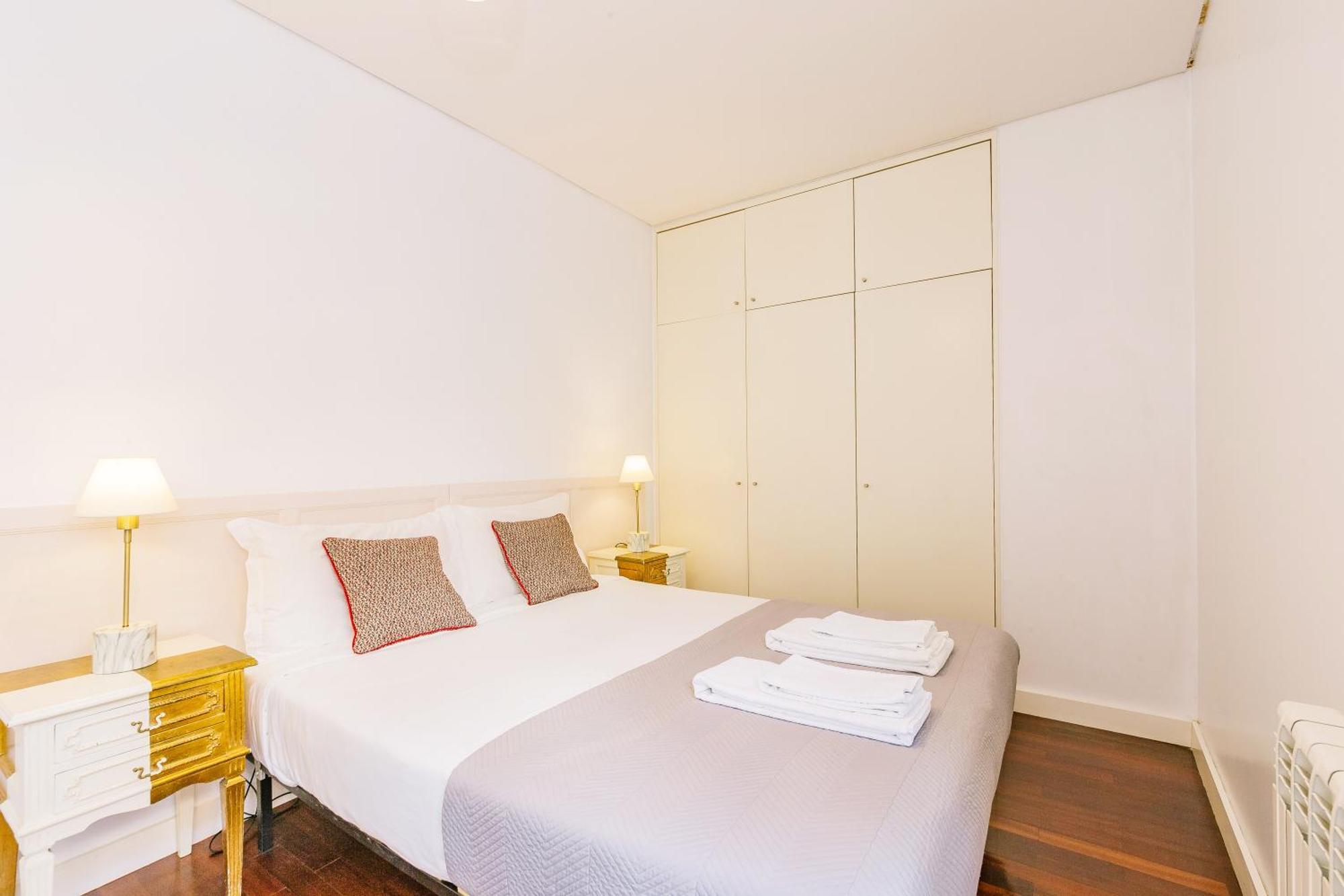 Chiado 2 Bedroom Elegant Apartment Lisboa Ngoại thất bức ảnh