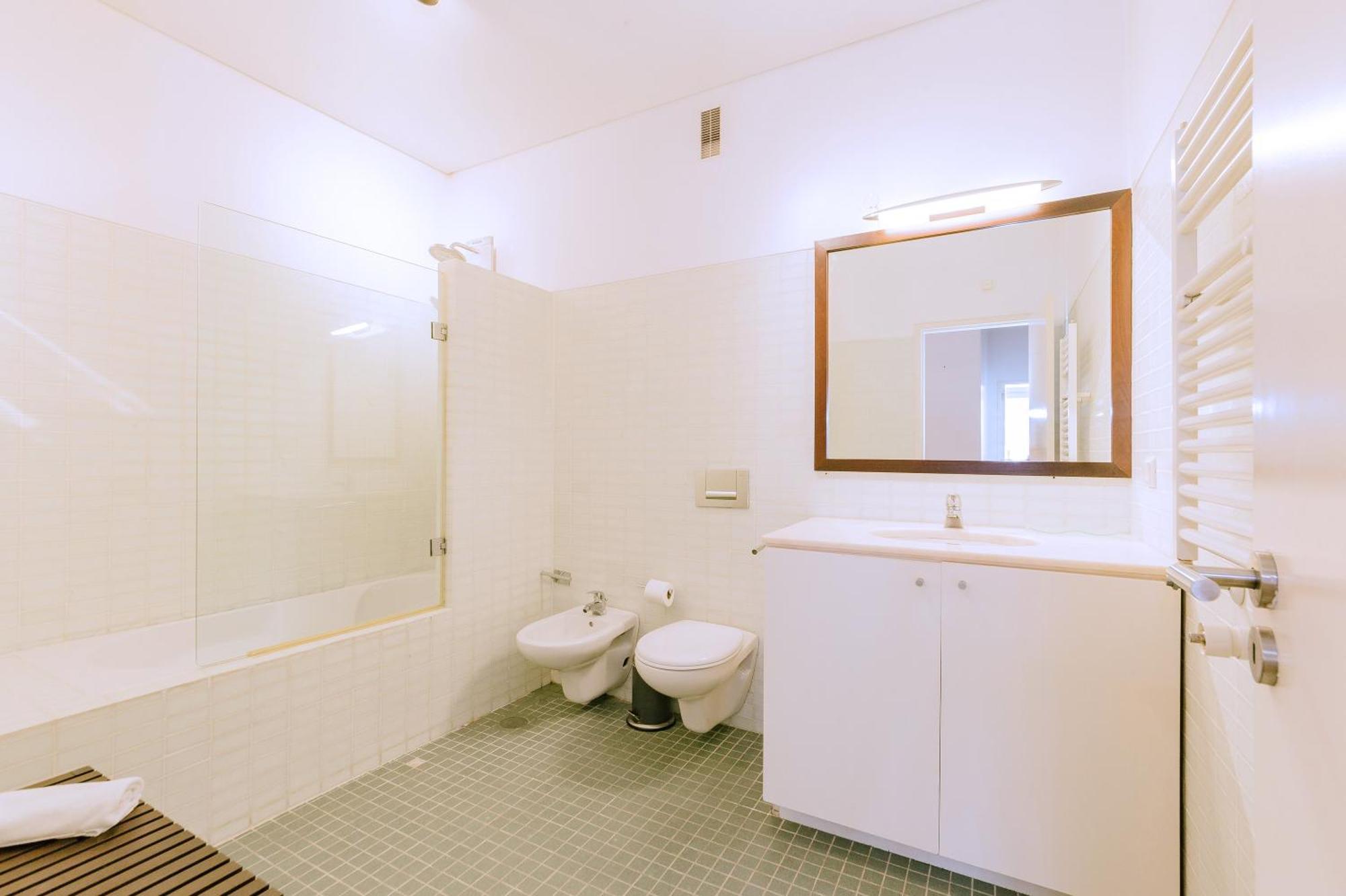 Chiado 2 Bedroom Elegant Apartment Lisboa Ngoại thất bức ảnh